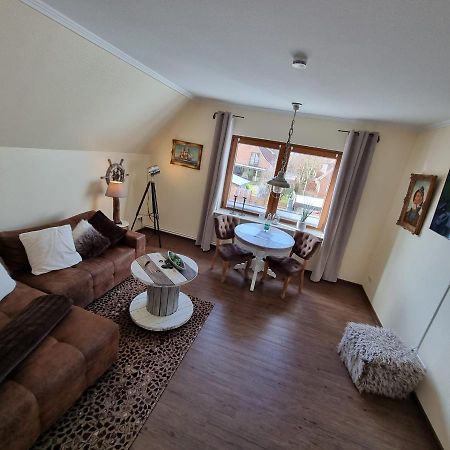 Haus Kaiser Appartement 3 Deichlust Busum Bagian luar foto