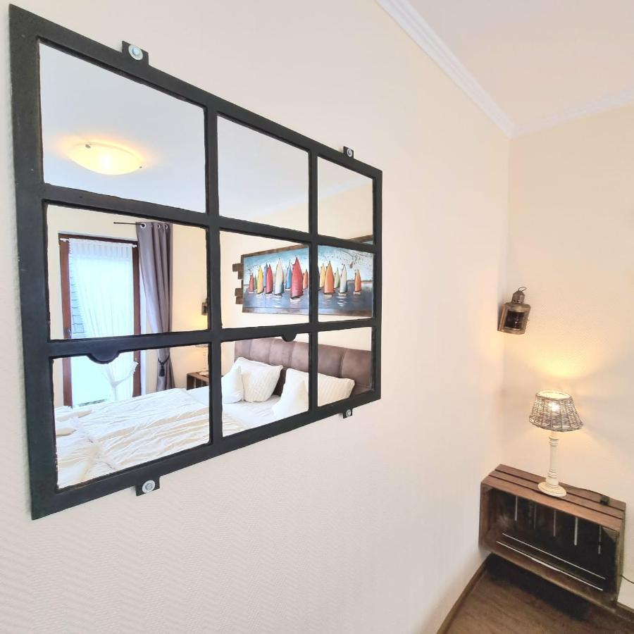 Haus Kaiser Appartement 3 Deichlust Busum Bagian luar foto