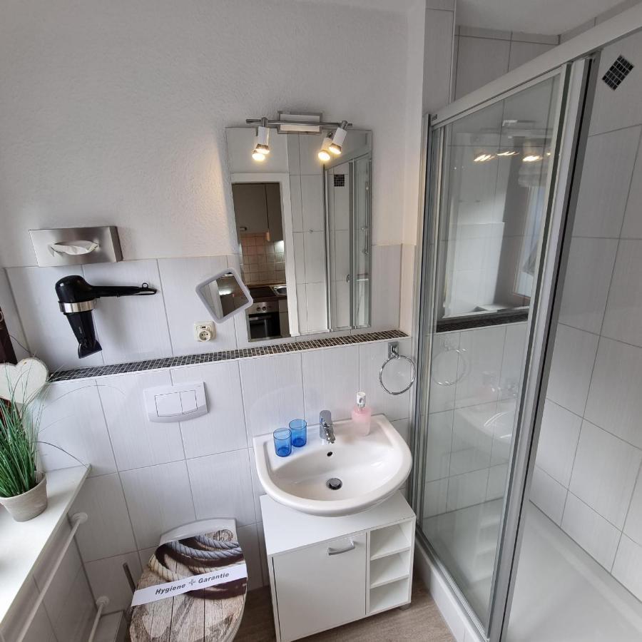 Haus Kaiser Appartement 3 Deichlust Busum Bagian luar foto
