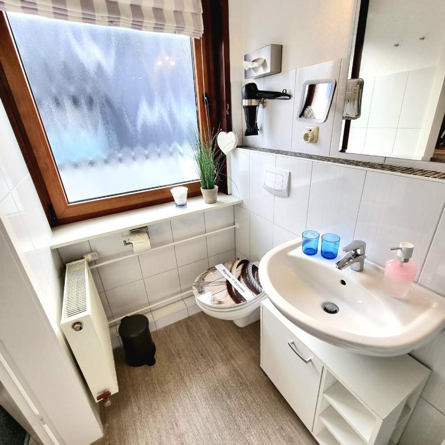 Haus Kaiser Appartement 3 Deichlust Busum Bagian luar foto