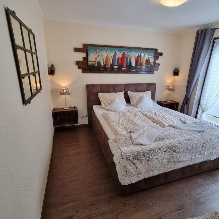Haus Kaiser Appartement 3 Deichlust Busum Bagian luar foto
