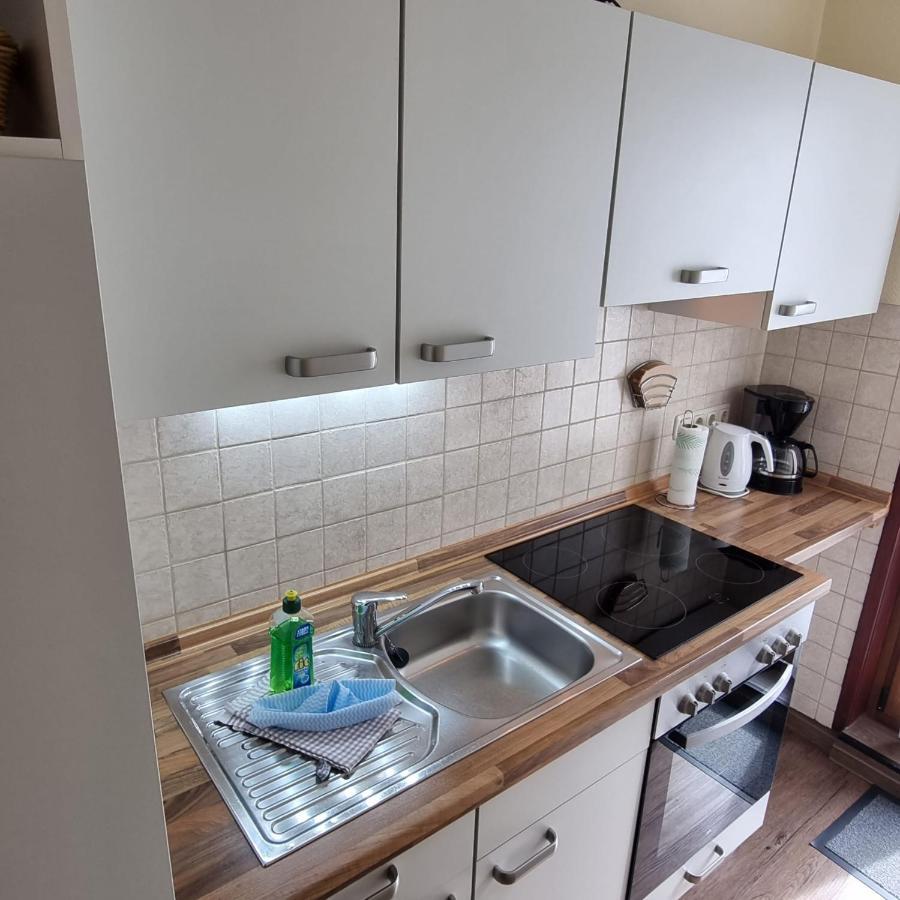 Haus Kaiser Appartement 3 Deichlust Busum Bagian luar foto