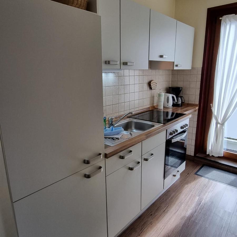 Haus Kaiser Appartement 3 Deichlust Busum Bagian luar foto