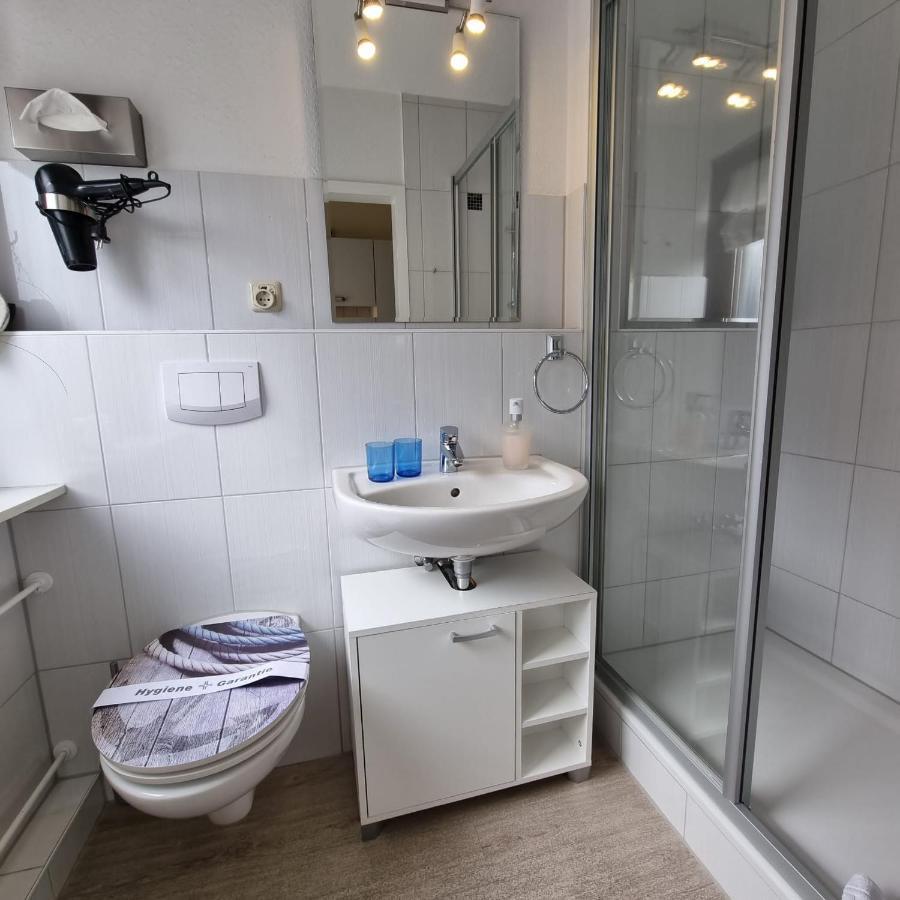 Haus Kaiser Appartement 3 Deichlust Busum Bagian luar foto